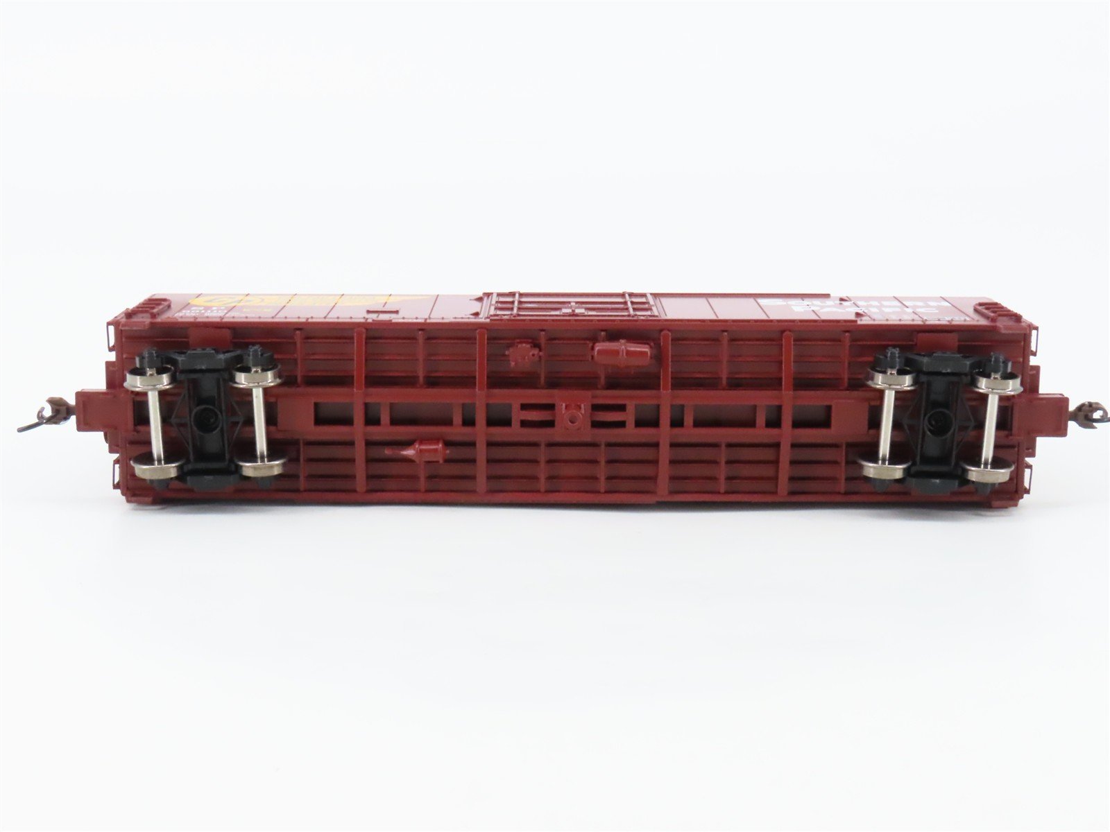 HO Scale Athearn ATH71021 SP Southern Pacific 50' Plug Door Box Car #661110