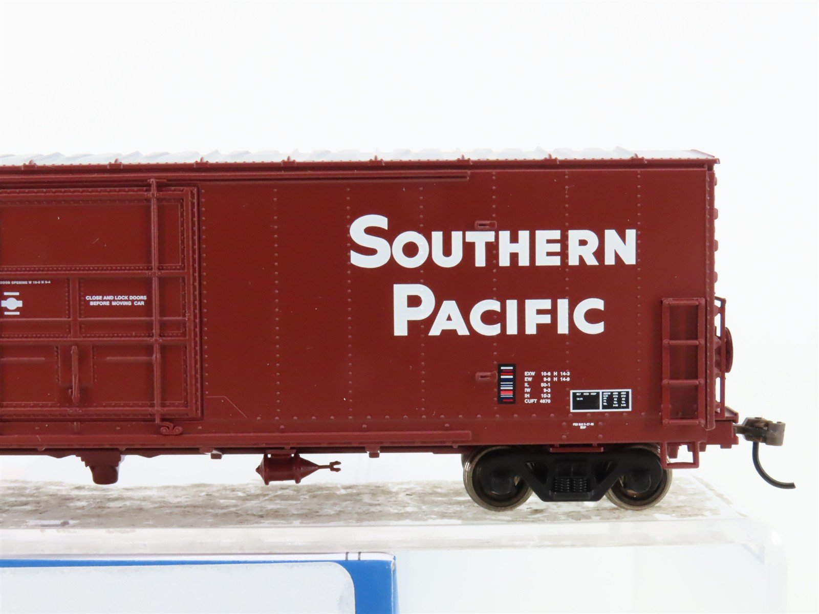 HO Scale Athearn ATH71022 SP Southern Pacific 50' Plug Door Box Car #66112