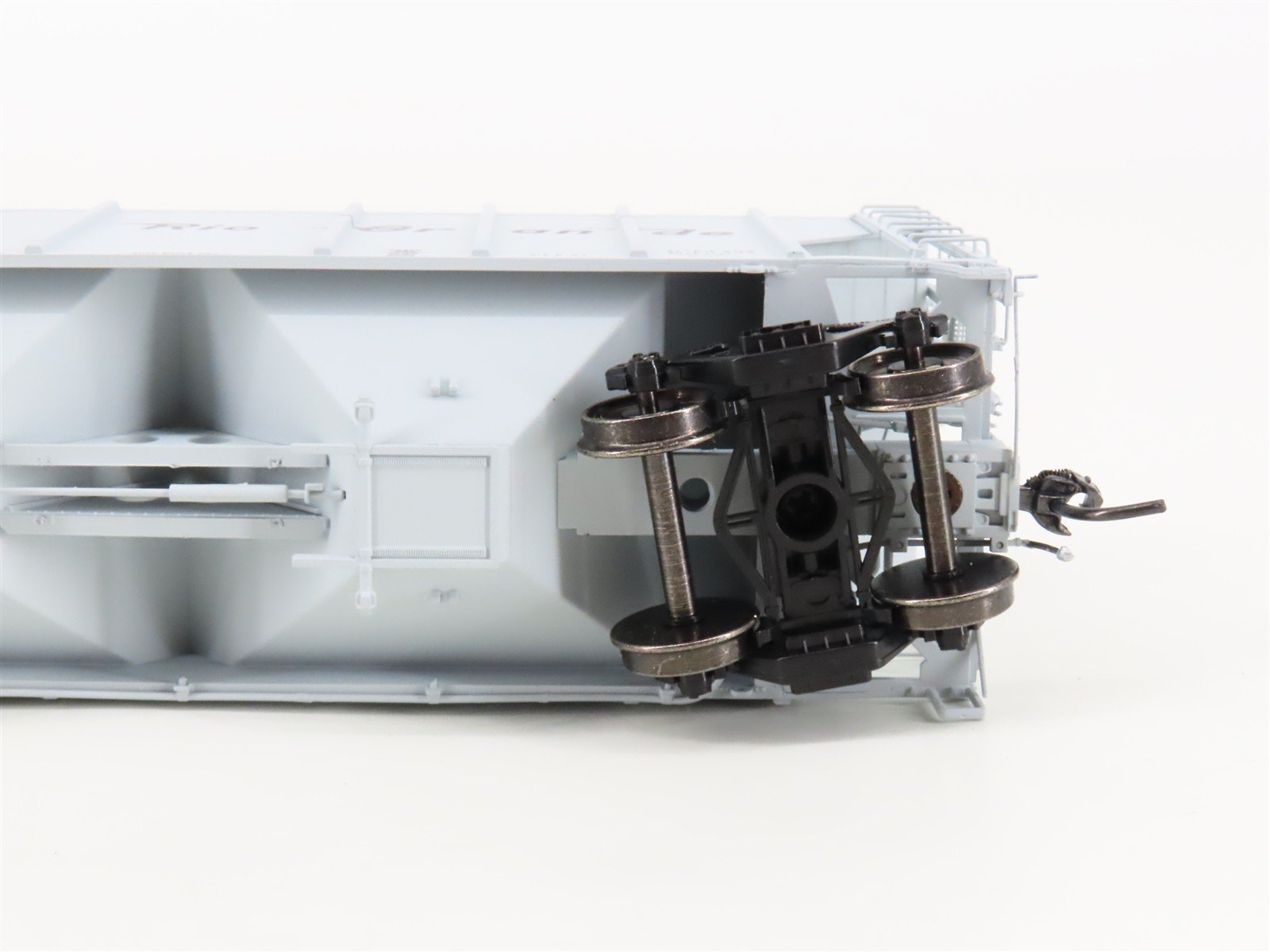 HO Scale ExactRail Platinum EP-80195-6 D&RGW Rio Grande Covered Hopper #15055