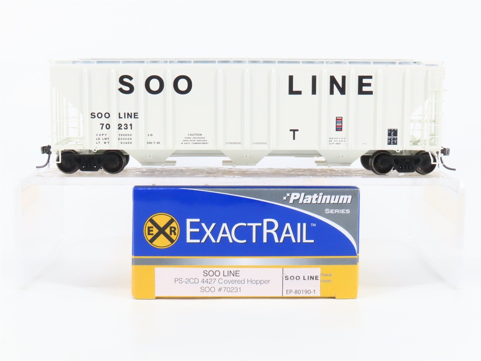 HO Scale ExactRail Platinum EP-80190-1 SOO Line 3-Bay Covered Hopper #70231
