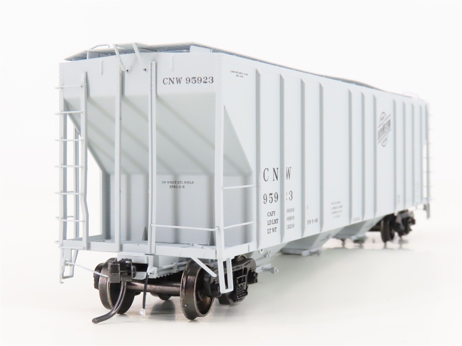 HO ExactRail Platinum EP-80192-3 CNW Chicago & North Western 3-Bay Hopper #95923
