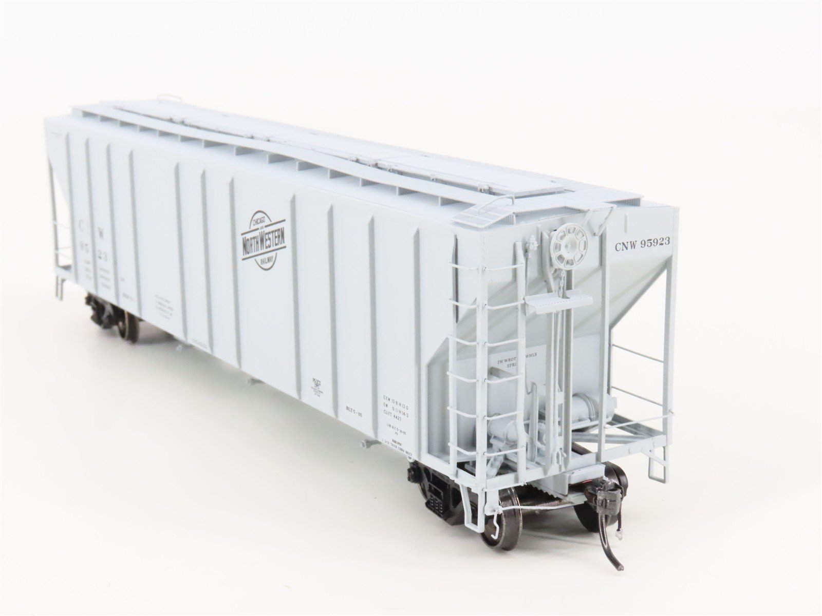 HO ExactRail Platinum EP-80192-3 CNW Chicago & North Western 3-Bay Hopper #95923