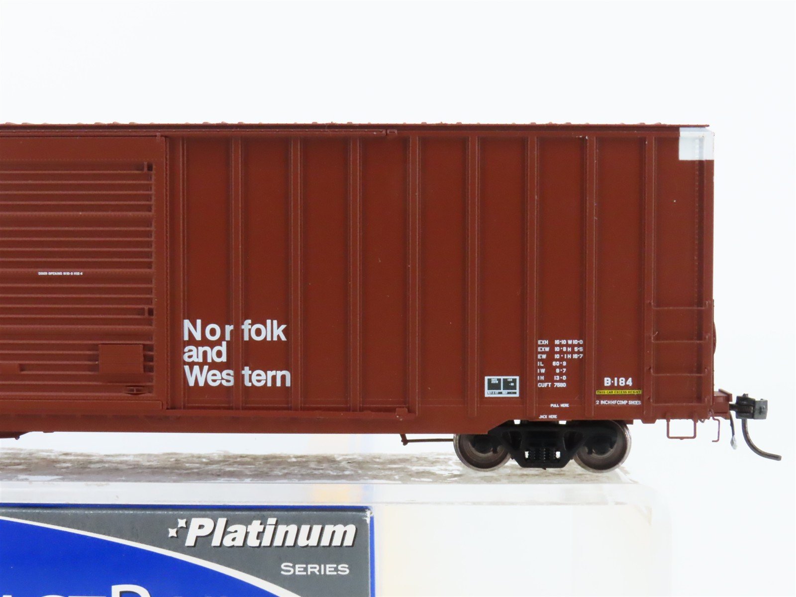 HO Scale ExactRail Platinum EP-80411-5 NW Norfolk & Western Box Car #604579