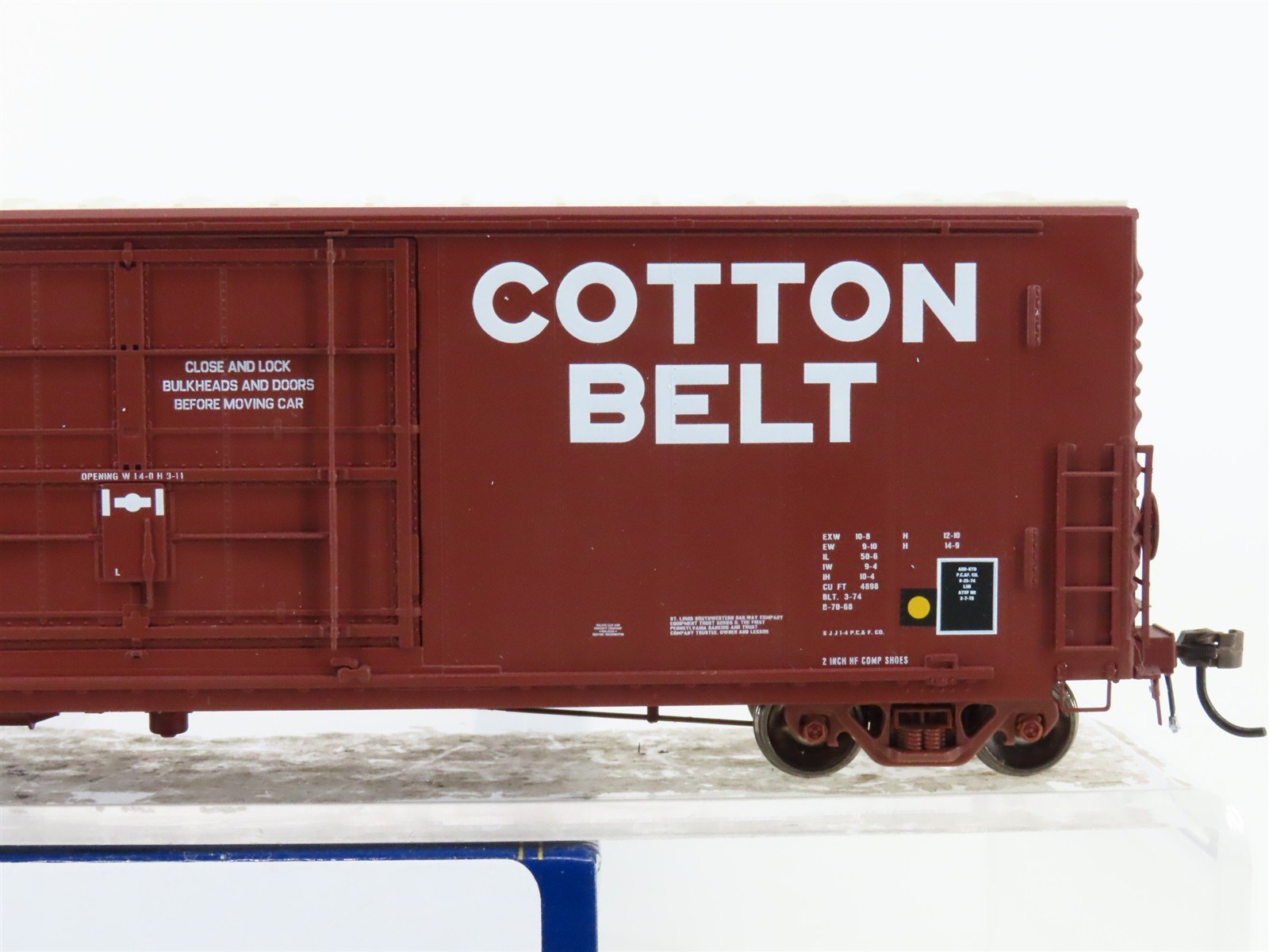HO Scale Athearn Genesis ATHG26835 SSW Cotton Belt 50' Plug Door Box Car #23628