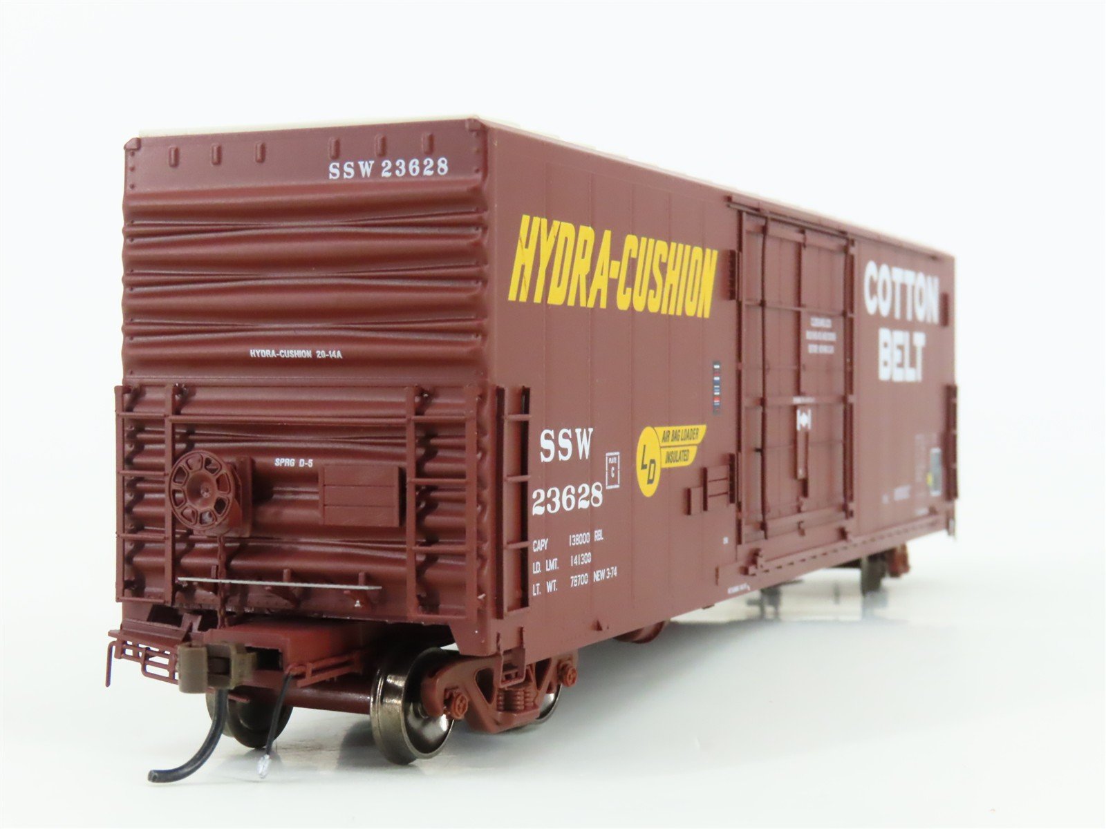 HO Scale Athearn Genesis ATHG26835 SSW Cotton Belt 50' Plug Door Box Car #23628