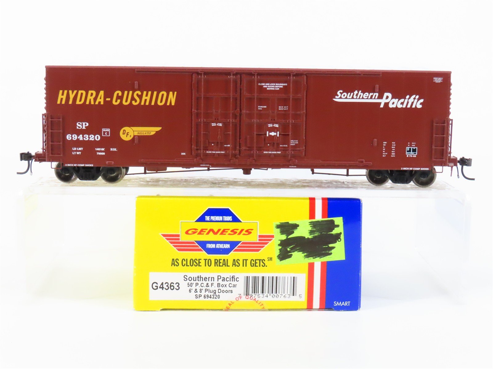 HO Athearn Genesis G4363 SP Southern Pacific 50' Plug Doors Box Car #694320