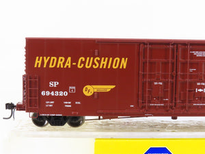 HO Athearn Genesis G4363 SP Southern Pacific 50' Plug Doors Box Car #694320