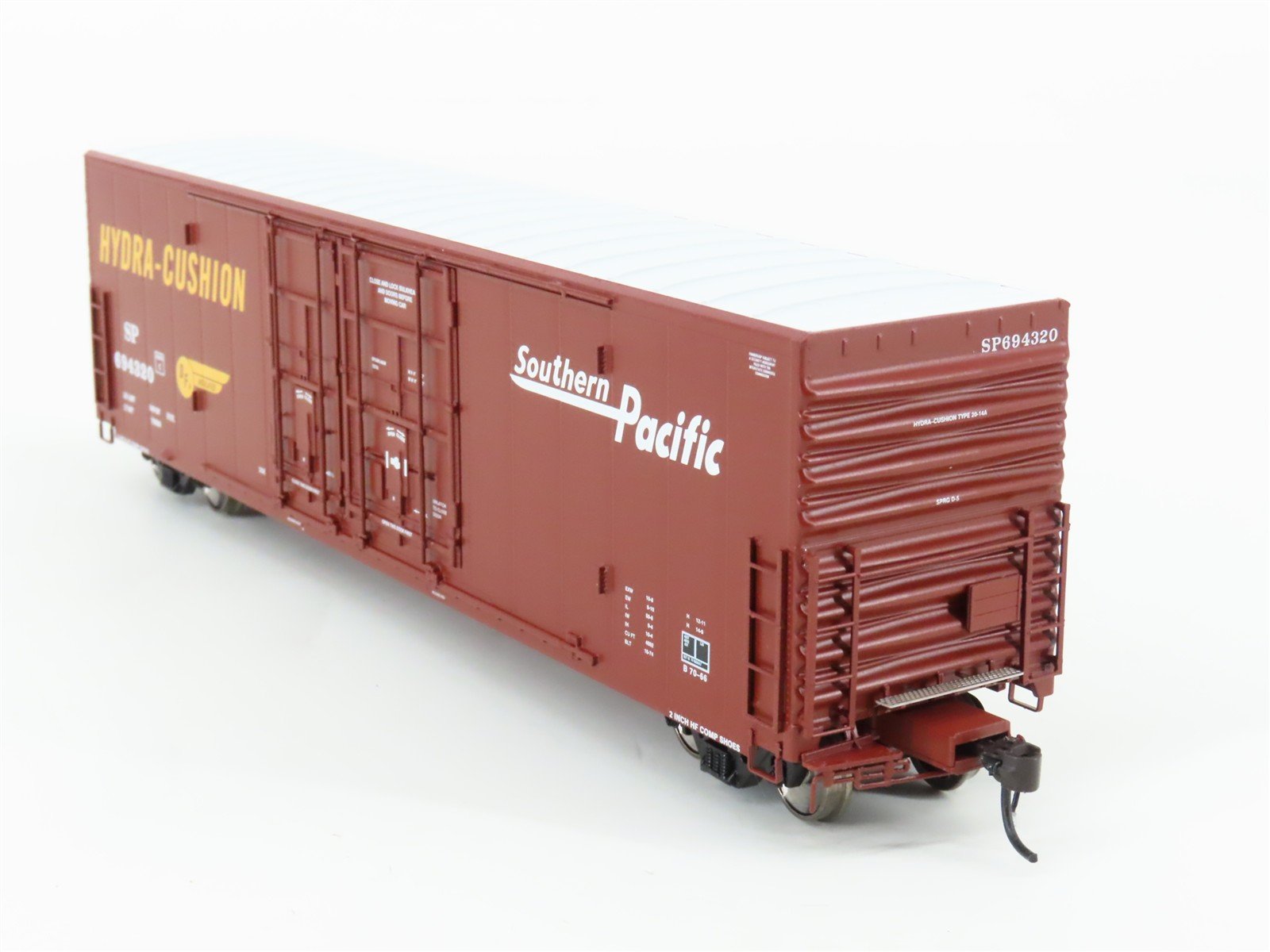 HO Athearn Genesis G4363 SP Southern Pacific 50' Plug Doors Box Car #694320