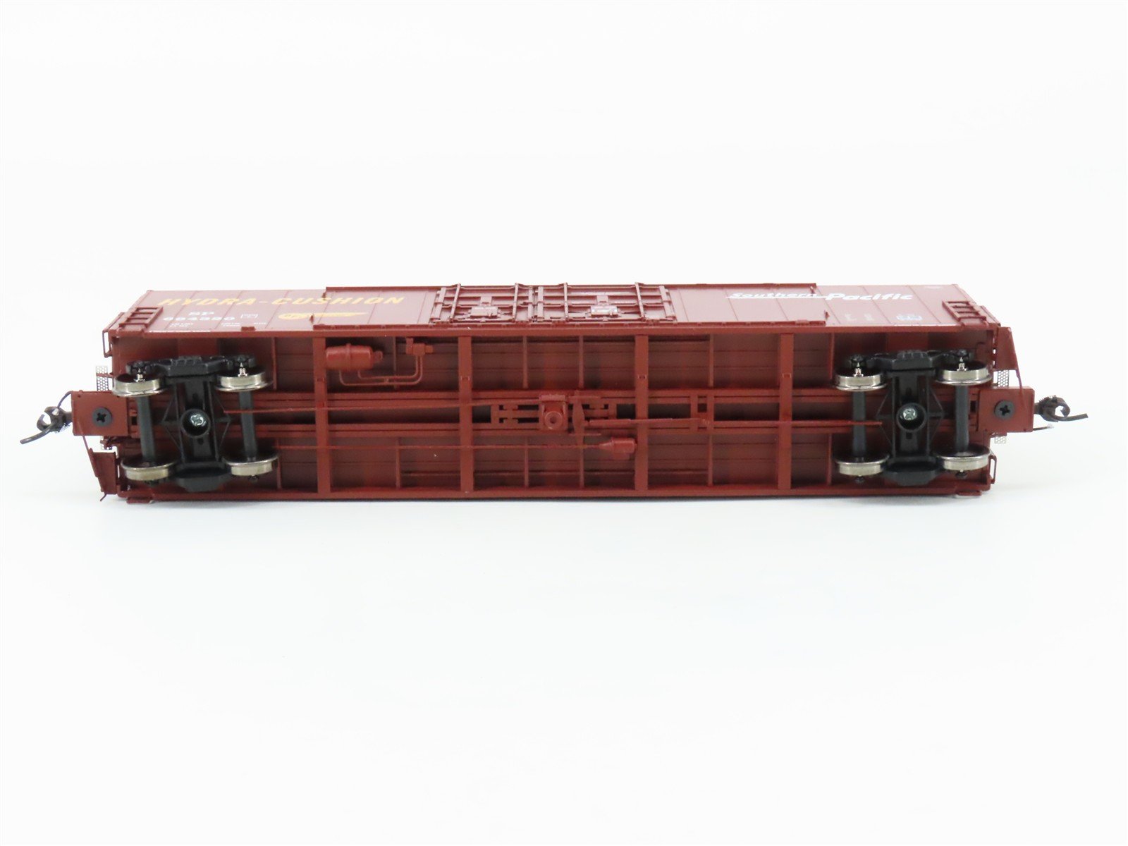 HO Athearn Genesis G4363 SP Southern Pacific 50' Plug Doors Box Car #694320