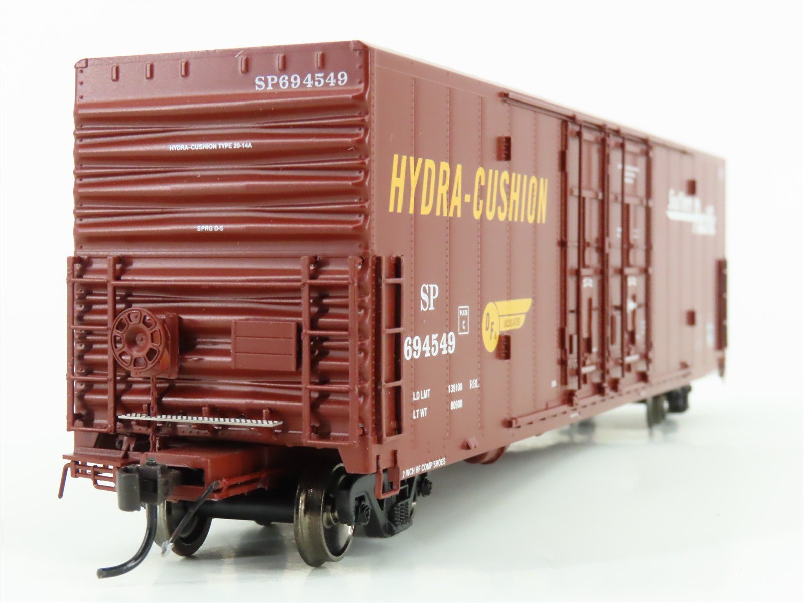 HO Athearn Genesis G4364 SP Southern Pacific 50' Plug Doors Box Car #694549