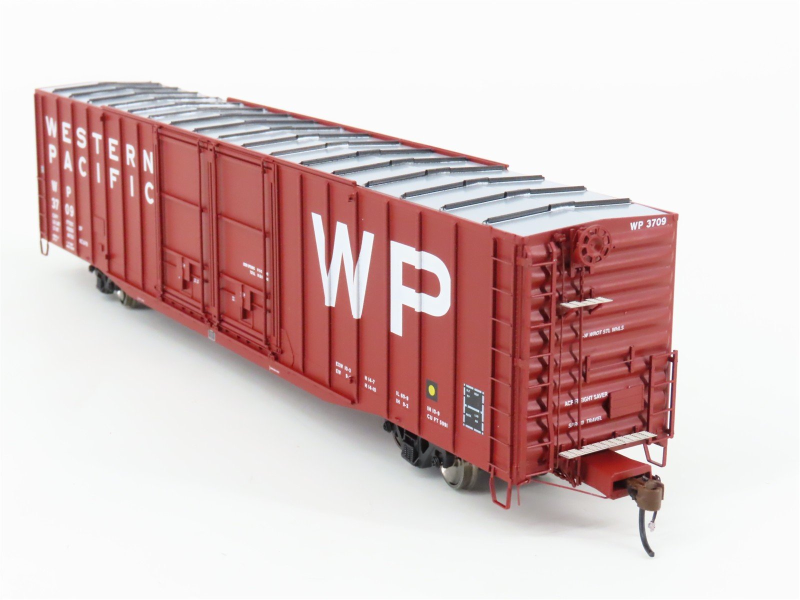 HO Scale Athearn Genesis G4535 WP Western Pacific 60' Auto Parts Box Car #3709