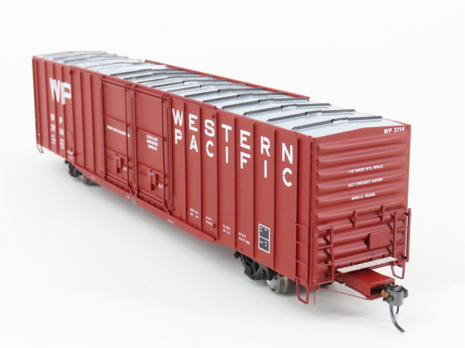 HO Scale Athearn Genesis G4532 WP Western Pacific 60' Auto Parts Box Car #3714