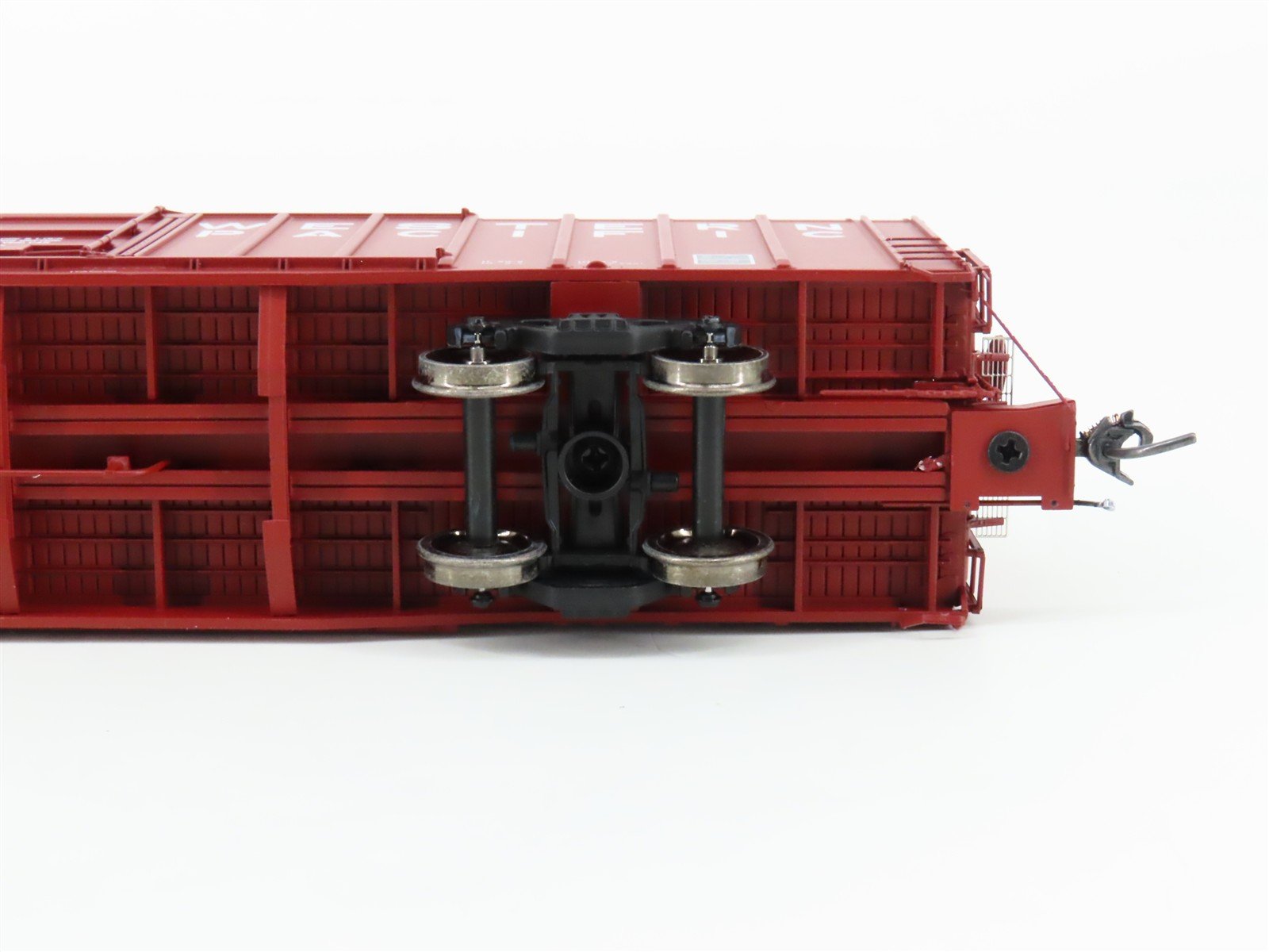 HO Scale Athearn Genesis G4532 WP Western Pacific 60' Auto Parts Box Car #3714