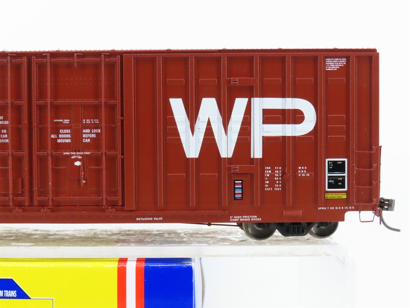 HO Scale Athearn Genesis OG4001 WP Western Pacific 60' Double Door Box Car #3768