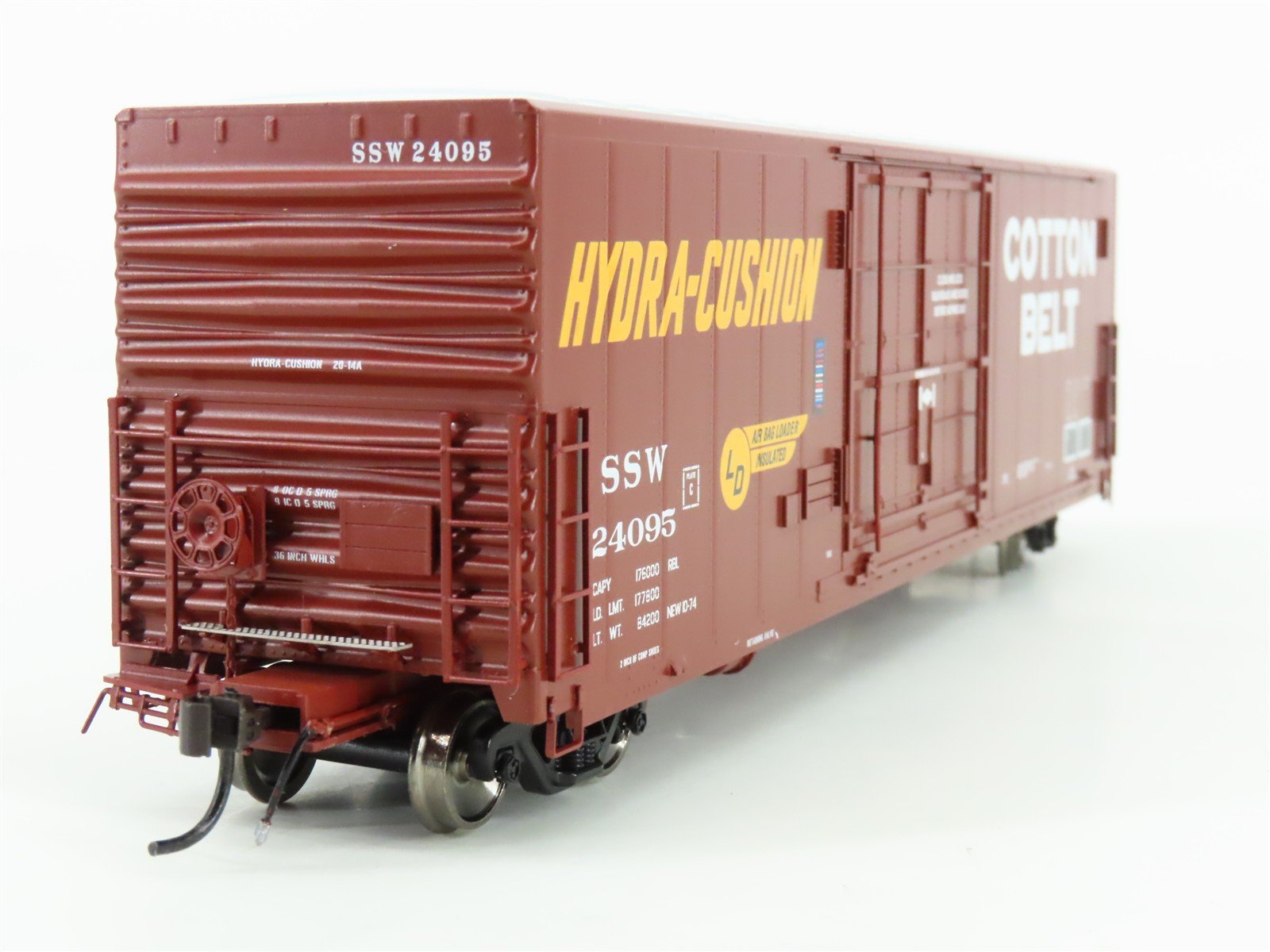 HO Scale Athearn Genesis G4384 SSW Cotton Belt 50' Plug Door Box Car #24095