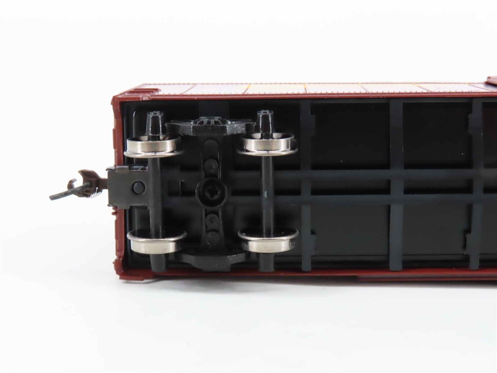 HO Scale Athearn 70774 SP Southern Pacific 50' Single Door Box Car #652907