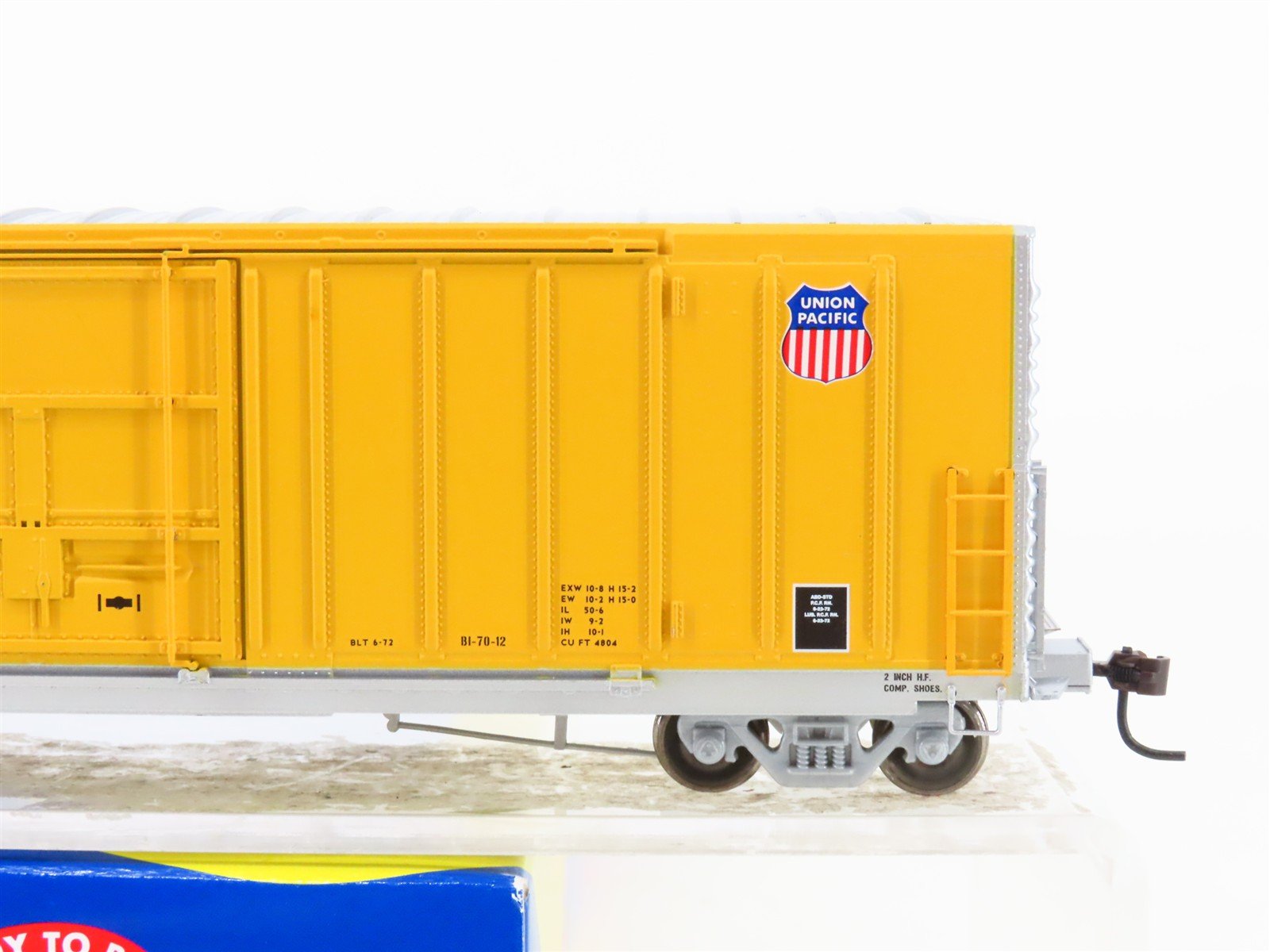 HO Scale Athearn 88912 UP Union Pacific Railroad 50' Plug Door Box Car #491203