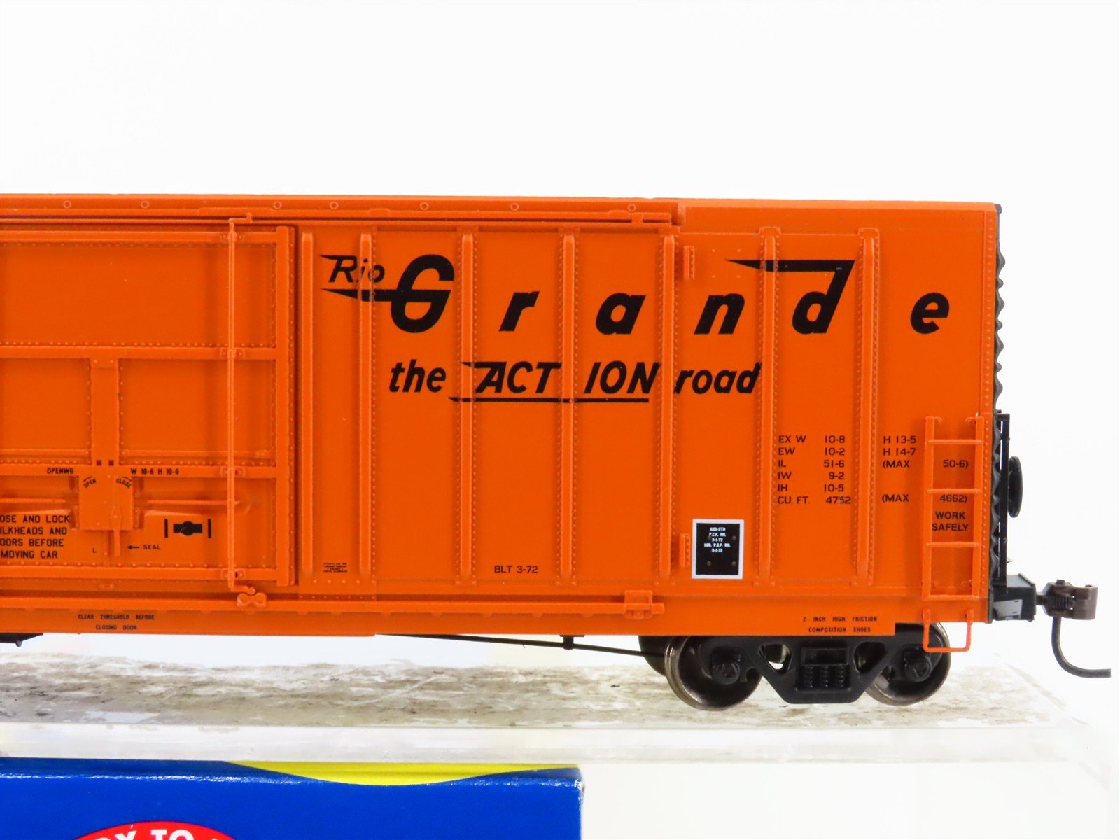 HO Scale Athearn 88905 D&RGW Rio Grande Railroad 50' Plug Door Box Car #61534