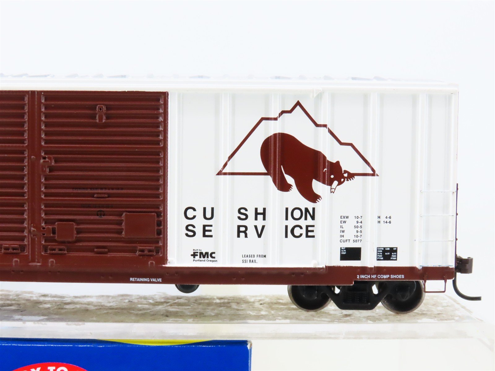 HO Scale Athearn 92856 MR McCloud River Railroad 50' Double Door Box Car #2201
