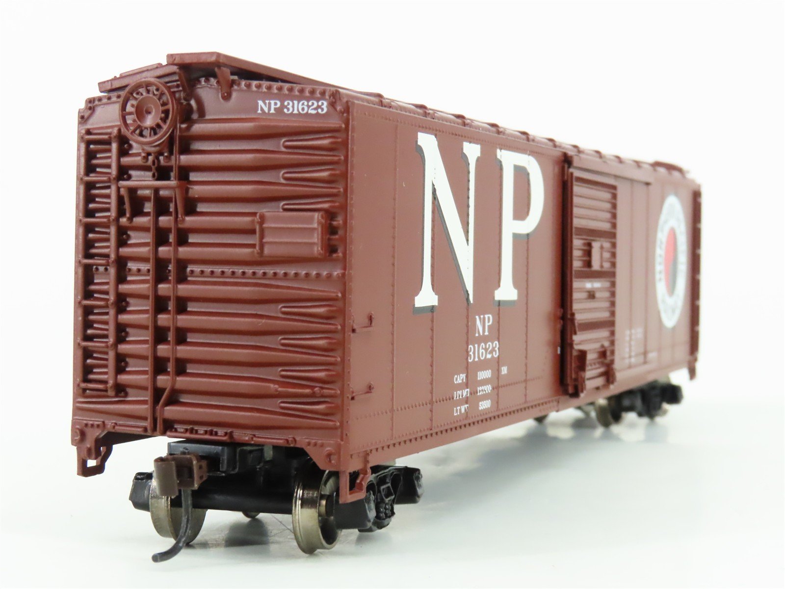 HO Scale Athearn 70771 NP Northern Pacific 50' Single Door Box Car #31623