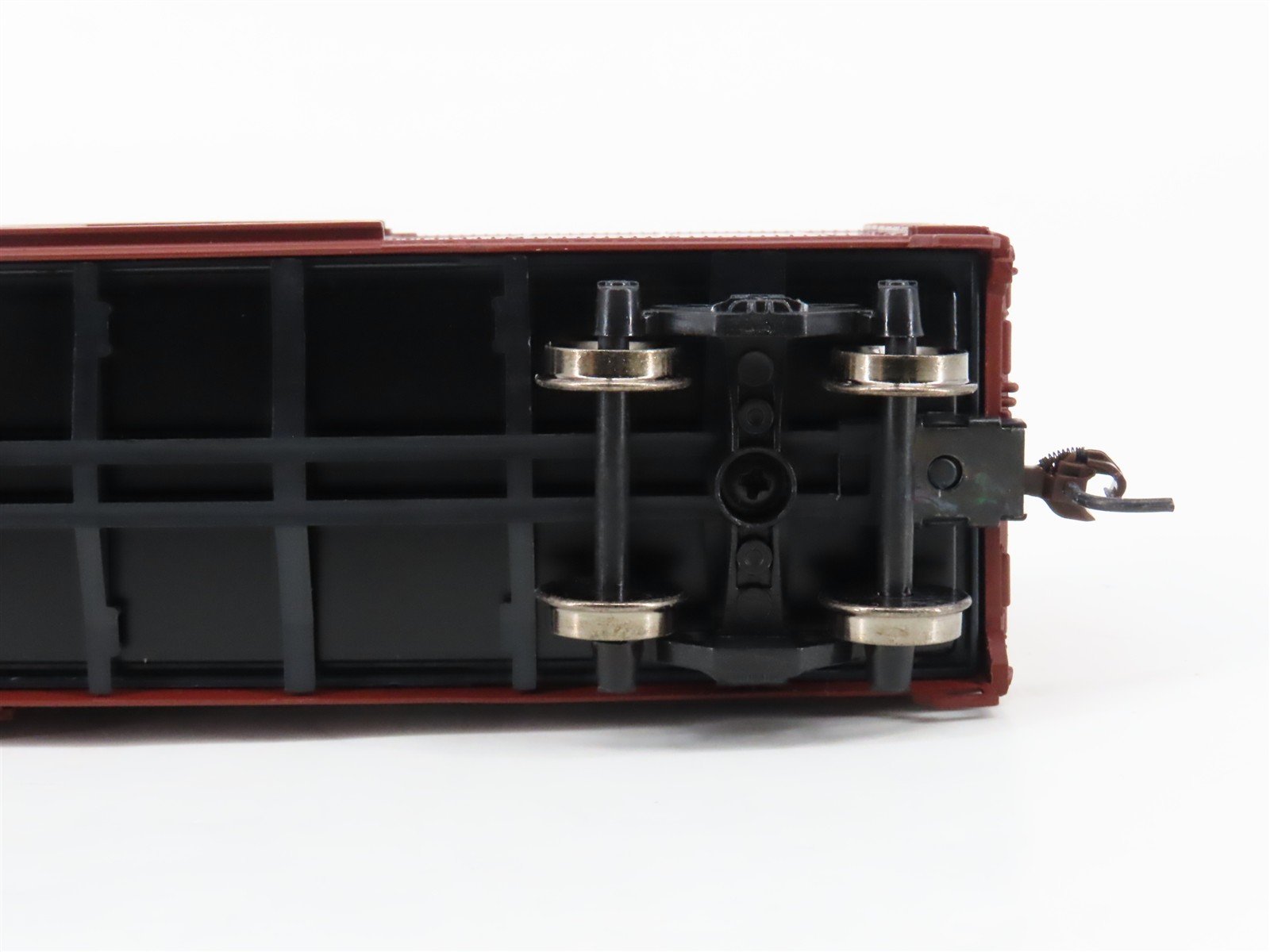 HO Scale Athearn 70771 NP Northern Pacific 50' Single Door Box Car #31623