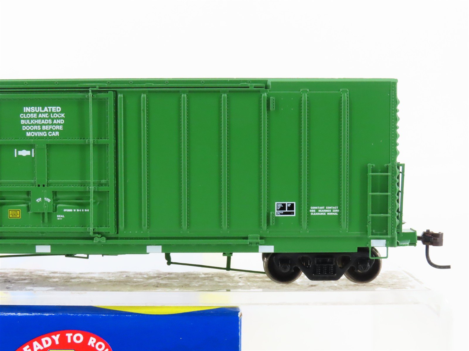 HO Scale Athearn 88901 BN Burlington Northern 50' Plug Door Box Car #732351