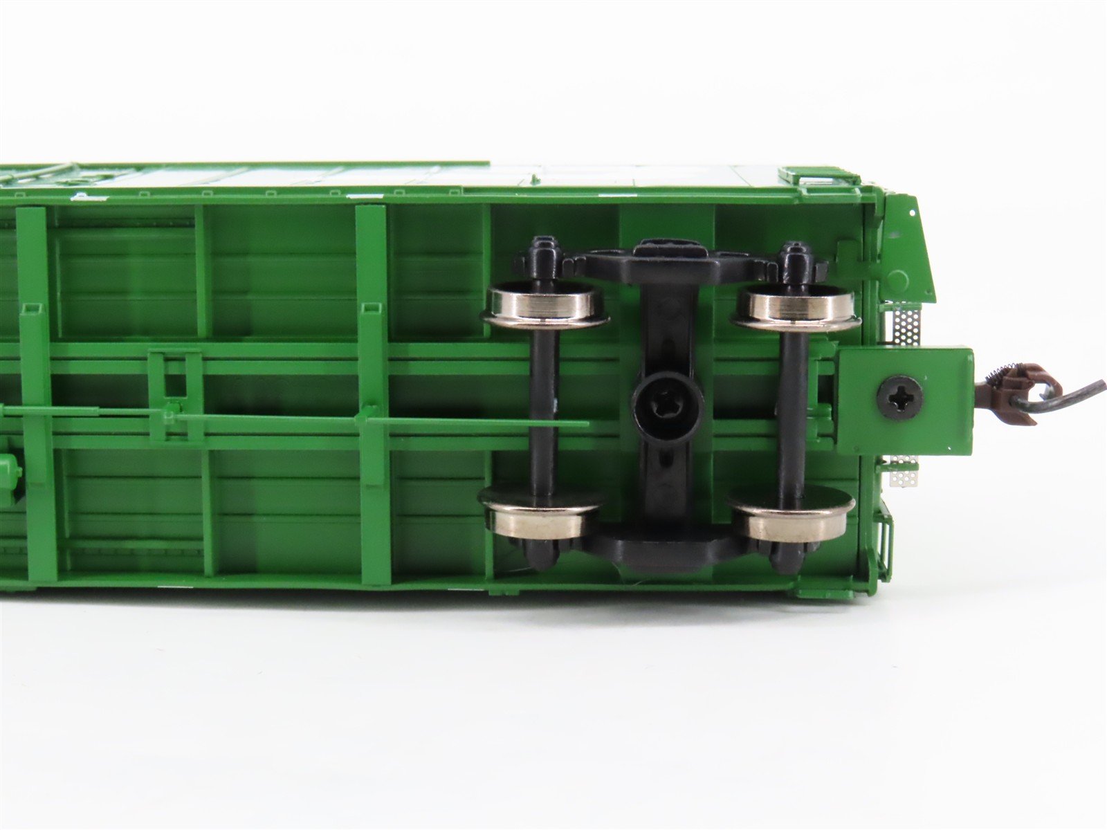 HO Scale Athearn 88954 BN Burlington Northern 50' Plug Door Box Car #749377