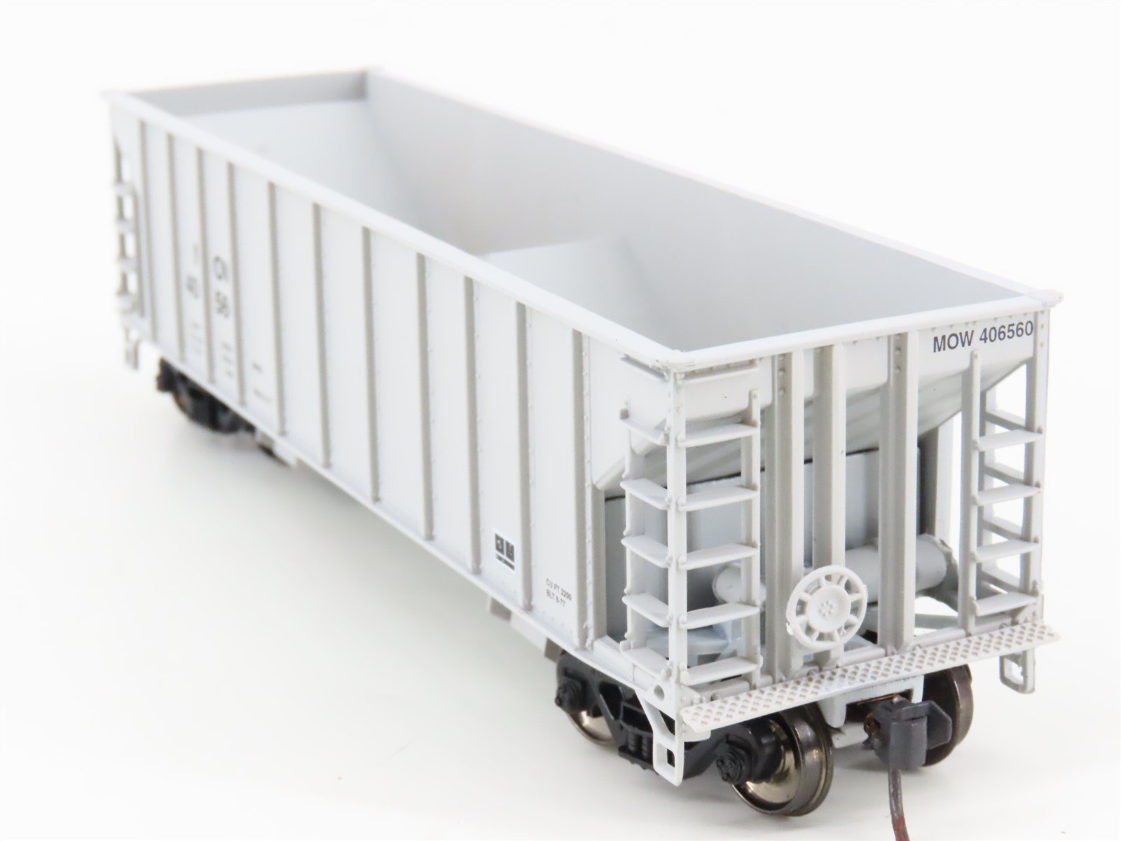 HO Scale Walthers 932-34205 MOW Maintenance of Way 2-Bay Ballast Hoppers 3-Pack