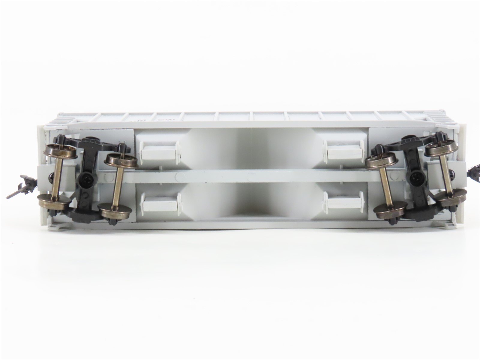 HO Scale Walthers 932-34205 MOW Maintenance of Way 2-Bay Ballast Hoppers 3-Pack