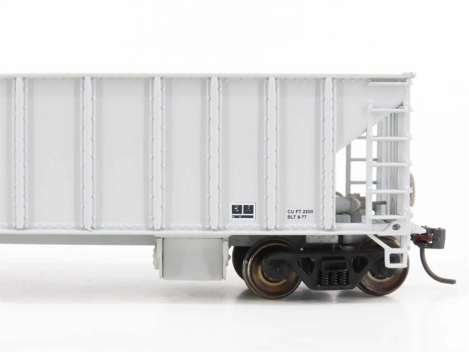 HO Scale Walthers 932-34205 MOW Maintenance of Way 2-Bay Ballast Hoppers 3-Pack