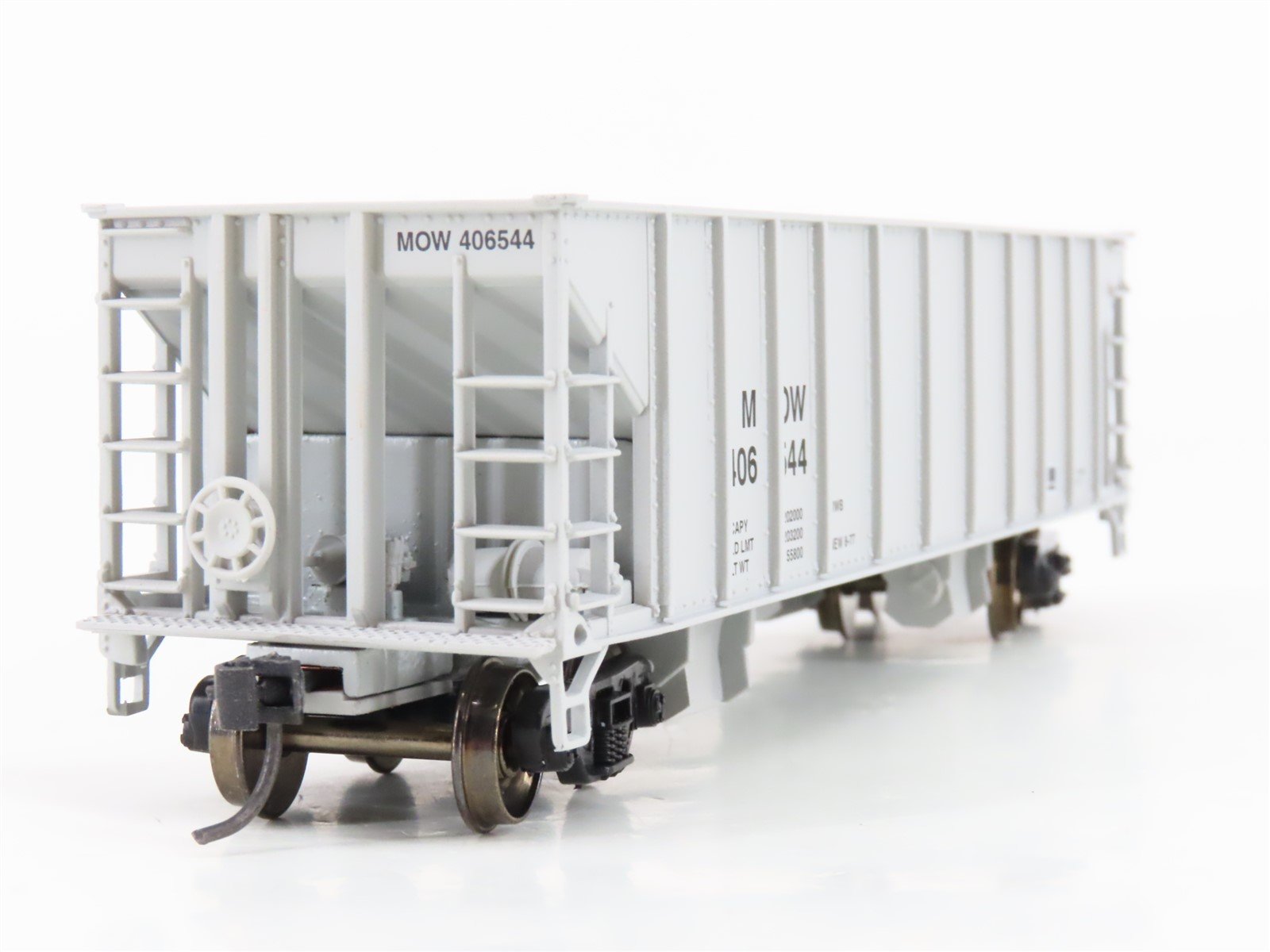 HO Scale Walthers 932-34205 MOW Maintenance of Way 2-Bay Ballast Hoppers 3-Pack