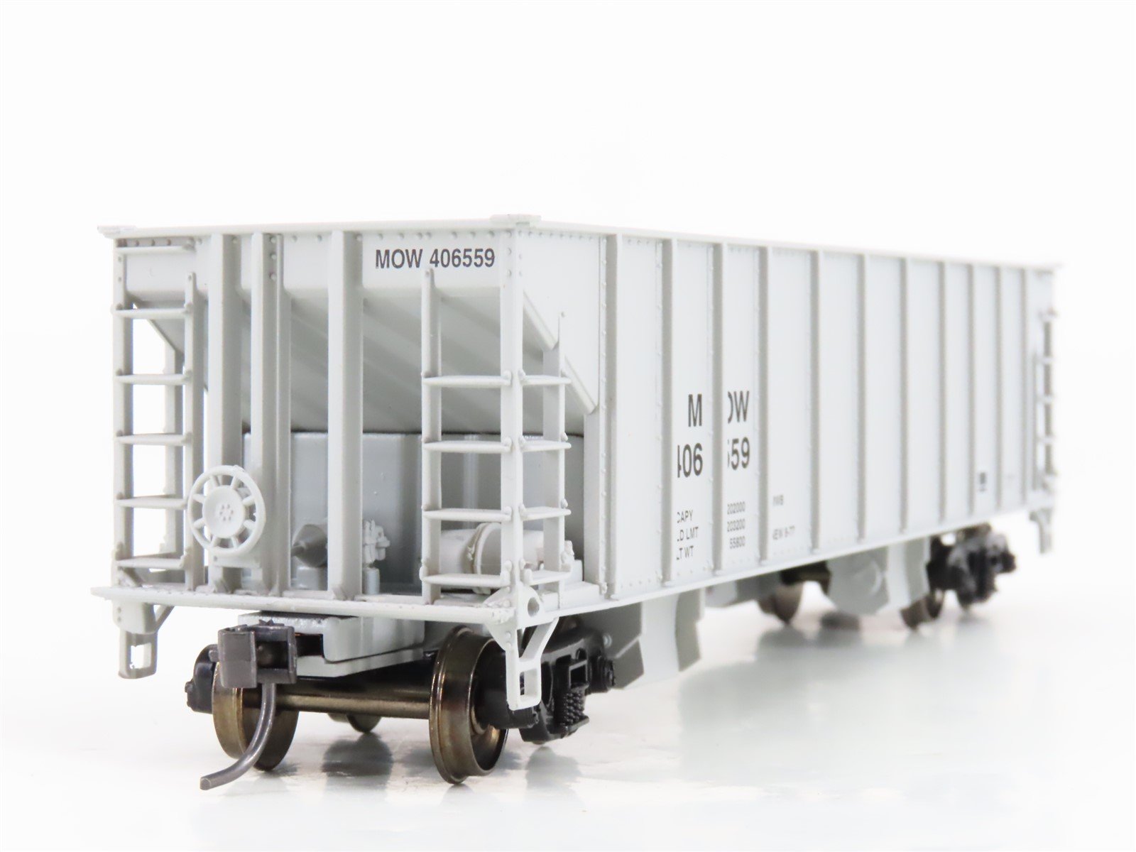 HO Scale Walthers 932-34205 MOW Maintenance of Way 2-Bay Ballast Hoppers 3-Pack
