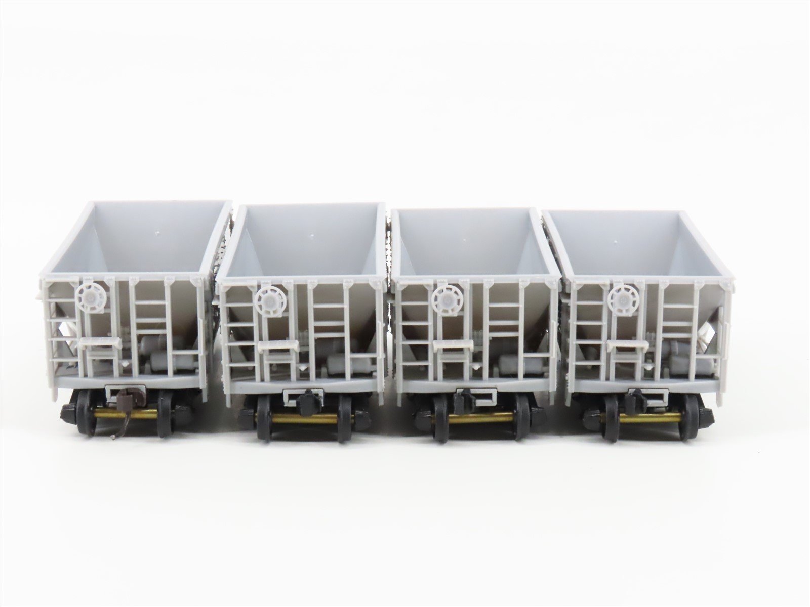 HO Scale Walthers 932-4400 Undecorated Ore Cars 4-Pack