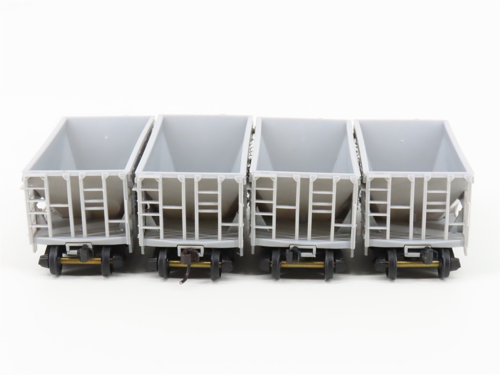 HO Scale Walthers 932-4400 Undecorated Ore Cars 4-Pack