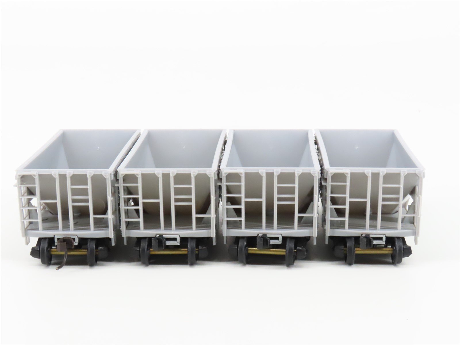 HO Scale Walthers 932-4400 Undecorated Ore Cars 4-Pack