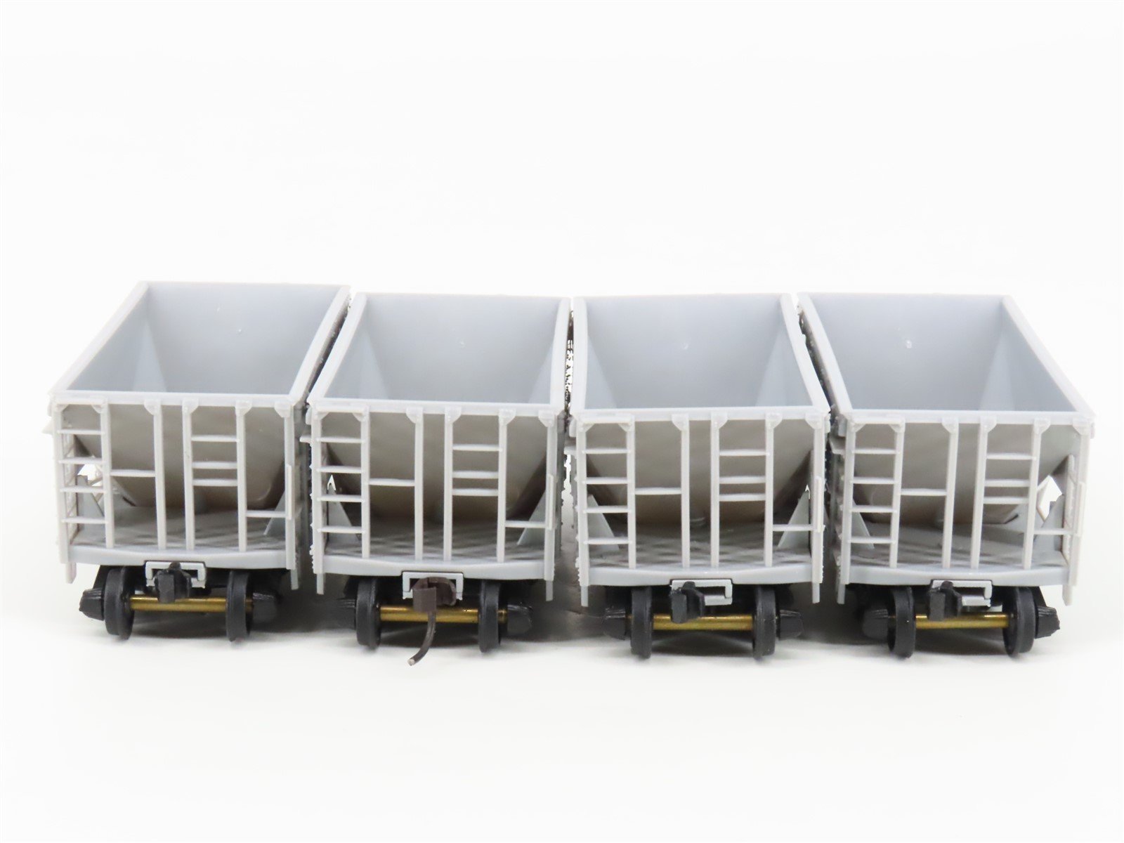 HO Scale Walthers 932-4400 Undecorated Ore Cars 4-Pack