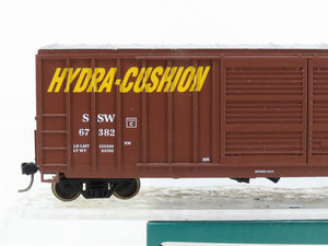 HO Scale LBF 2303 SSW Cotton Belt 50' FMC Welded Side Box Car #67382