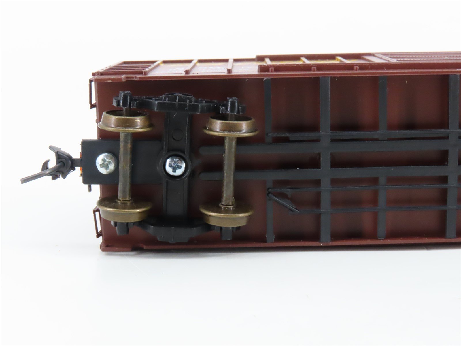 HO Scale LBF 2303 SSW Cotton Belt 50' FMC Welded Side Box Car #67399