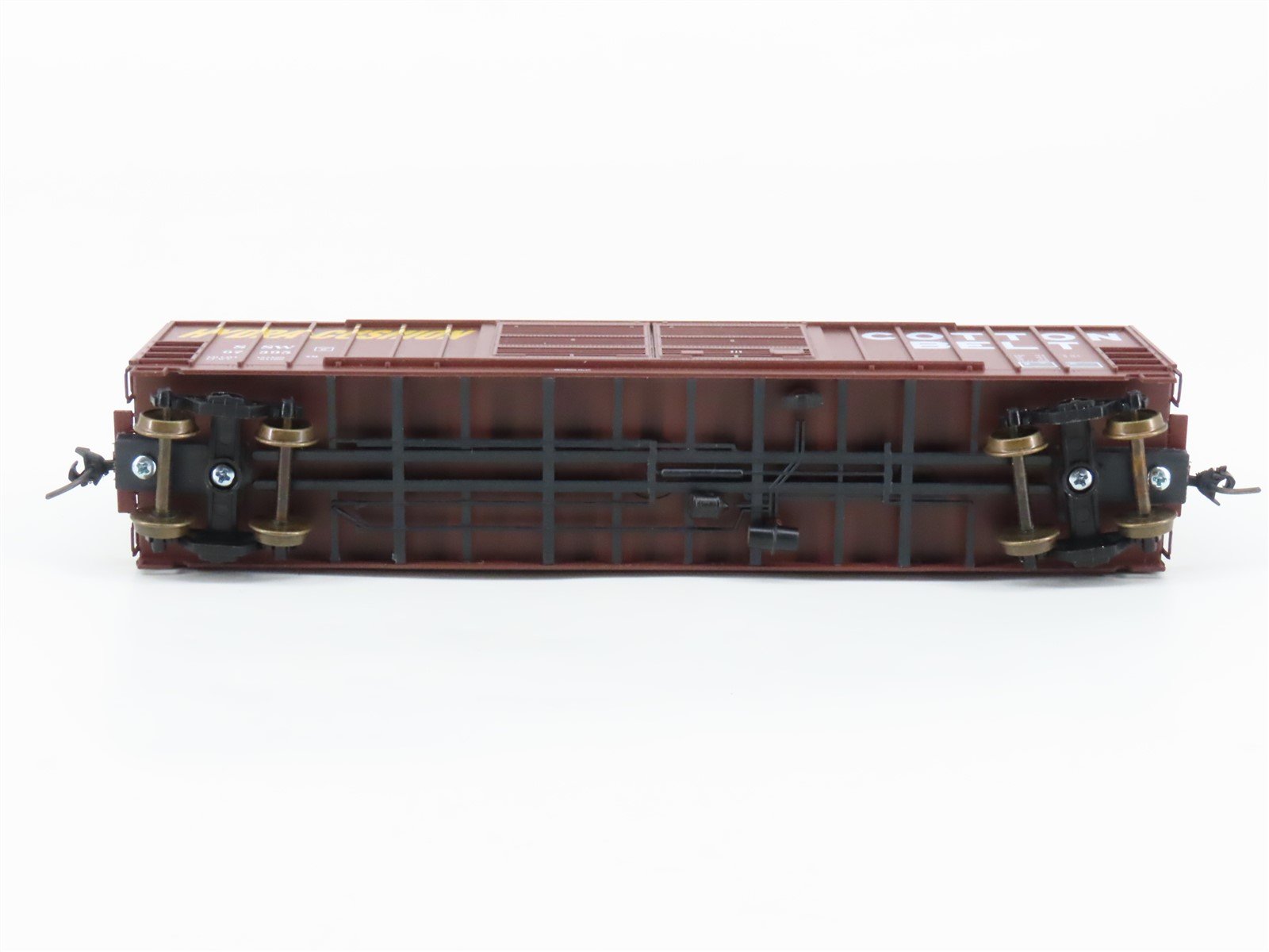 HO Scale LBF 2303 SSW Cotton Belt 50' FMC Welded Side Box Car #67395
