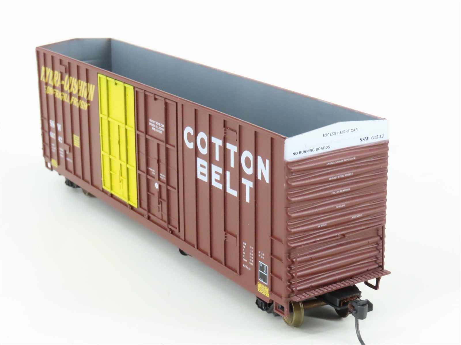 HO Scale LBF 1395 SSW Cotton Belt 50' Double Plug Door Hi-Cube Box Car #61542