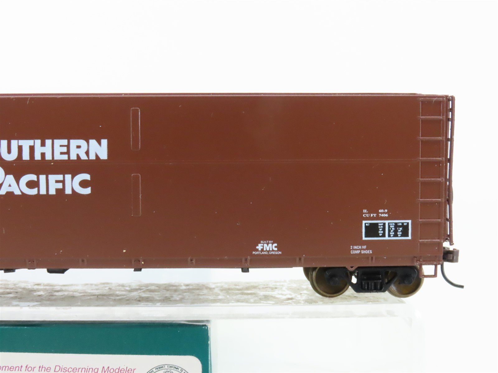 HO Scale LBF 1001-9 SP Southern Pacific 62' FMC Woodchip Hopper #355318
