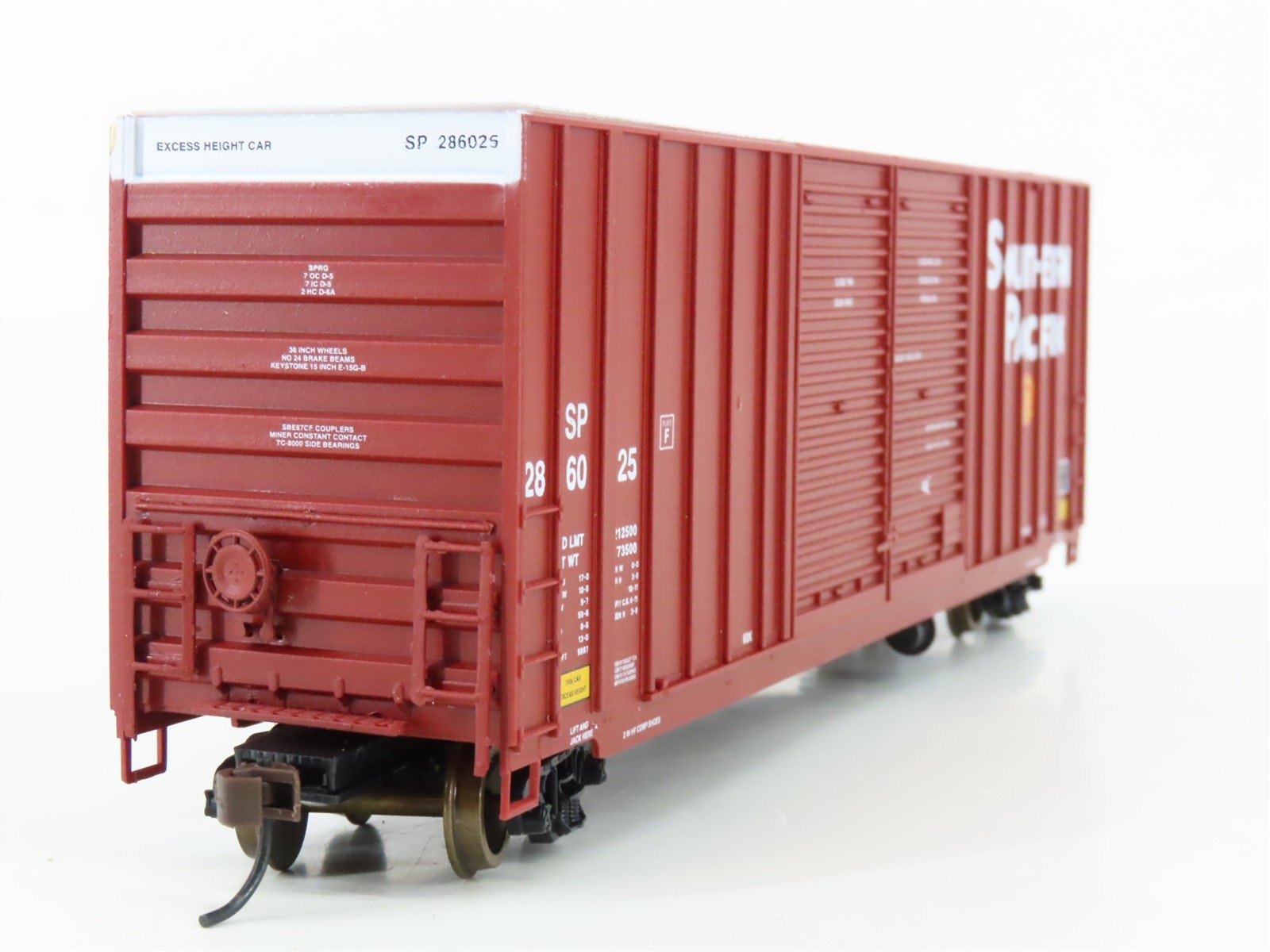 HO Scale LBF 51205 SP Southern Pacific 50' Double Door Hi-Cube Box Car #286025