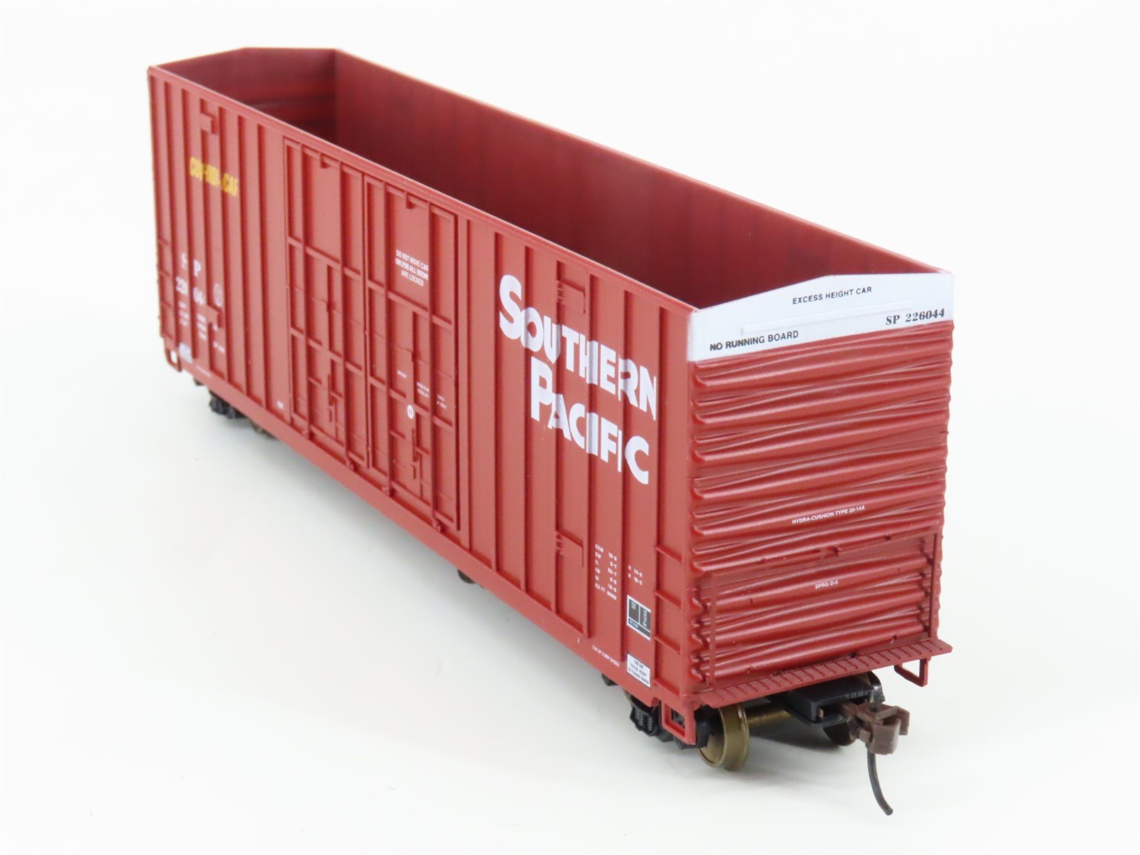 HO LBF 1394 SP Southern Pacific 50' Double Plug Door Hi-Cube Box Car #226044