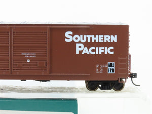 HO Scale LBF 2201 SP Southern Pacific 52' FMC Double Door Box Car #225702
