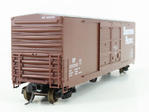 HO Scale LBF 2201 SP Southern Pacific 52' FMC Double Door Box Car #225702