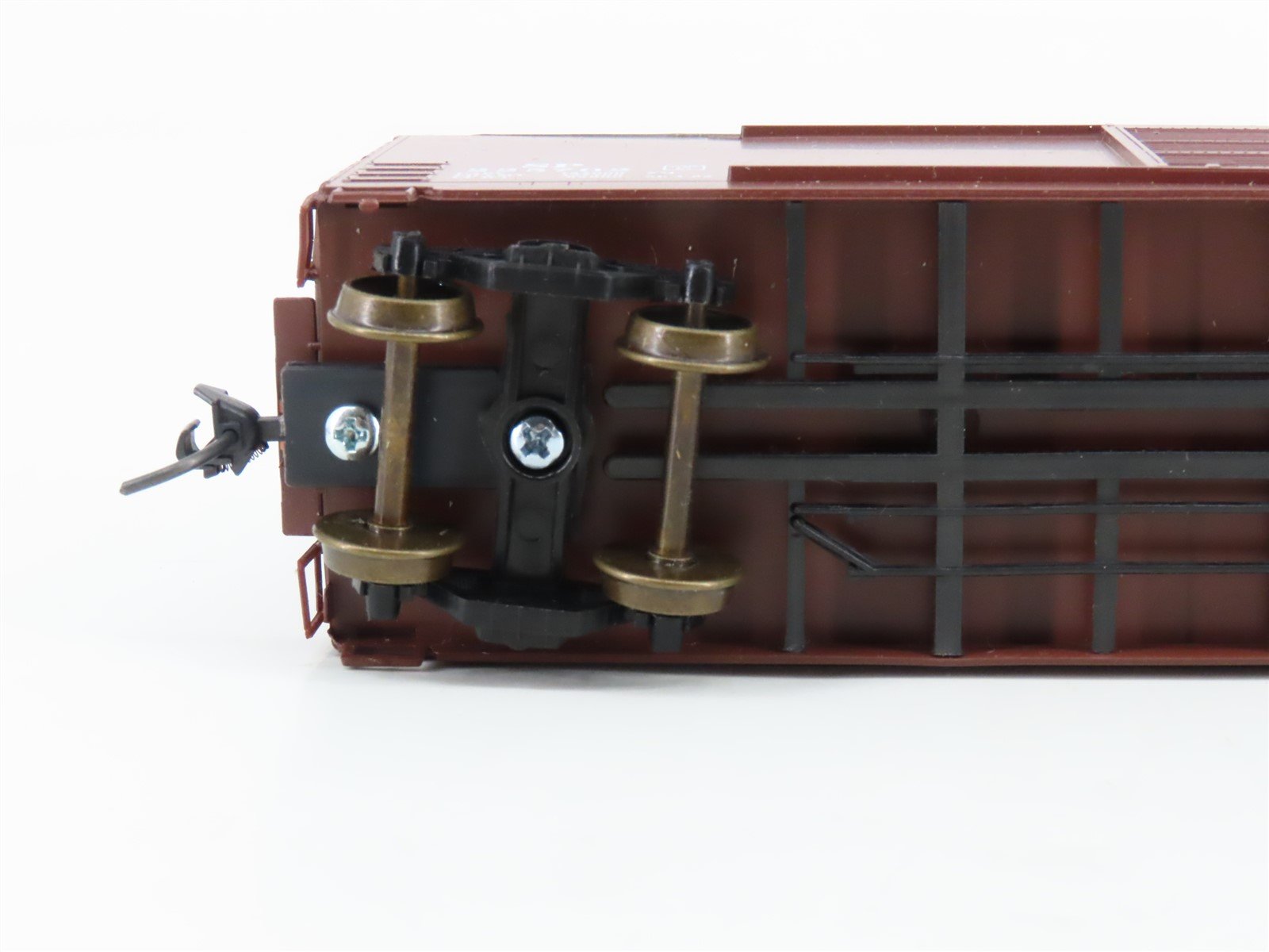 HO Scale LBF 2201 SP Southern Pacific 52' FMC Double Door Box Car #225702