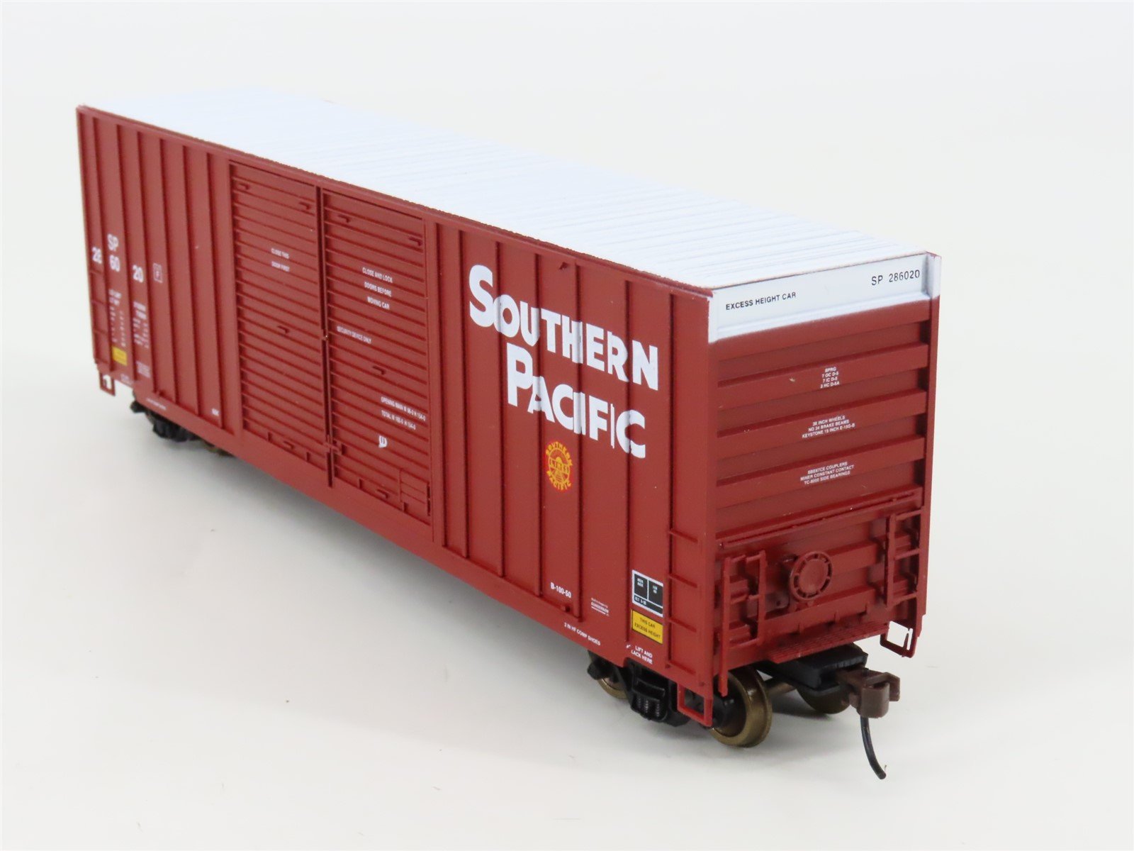 HO Scale LBF 51205 SP Southern Pacific 50' Double Door Hi-Cube Box Car #286020