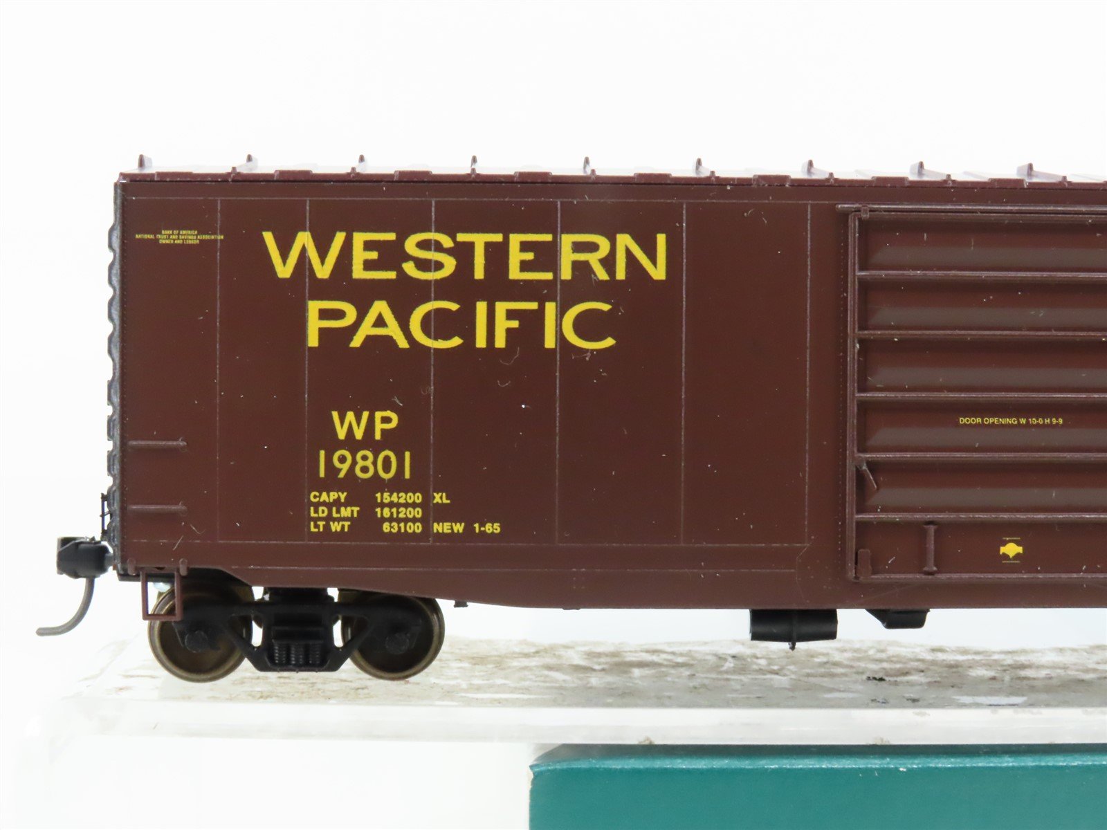 HO Scale LBF 1161 WP Western Pacific 50' PS-1 Single Door Box Car #19801