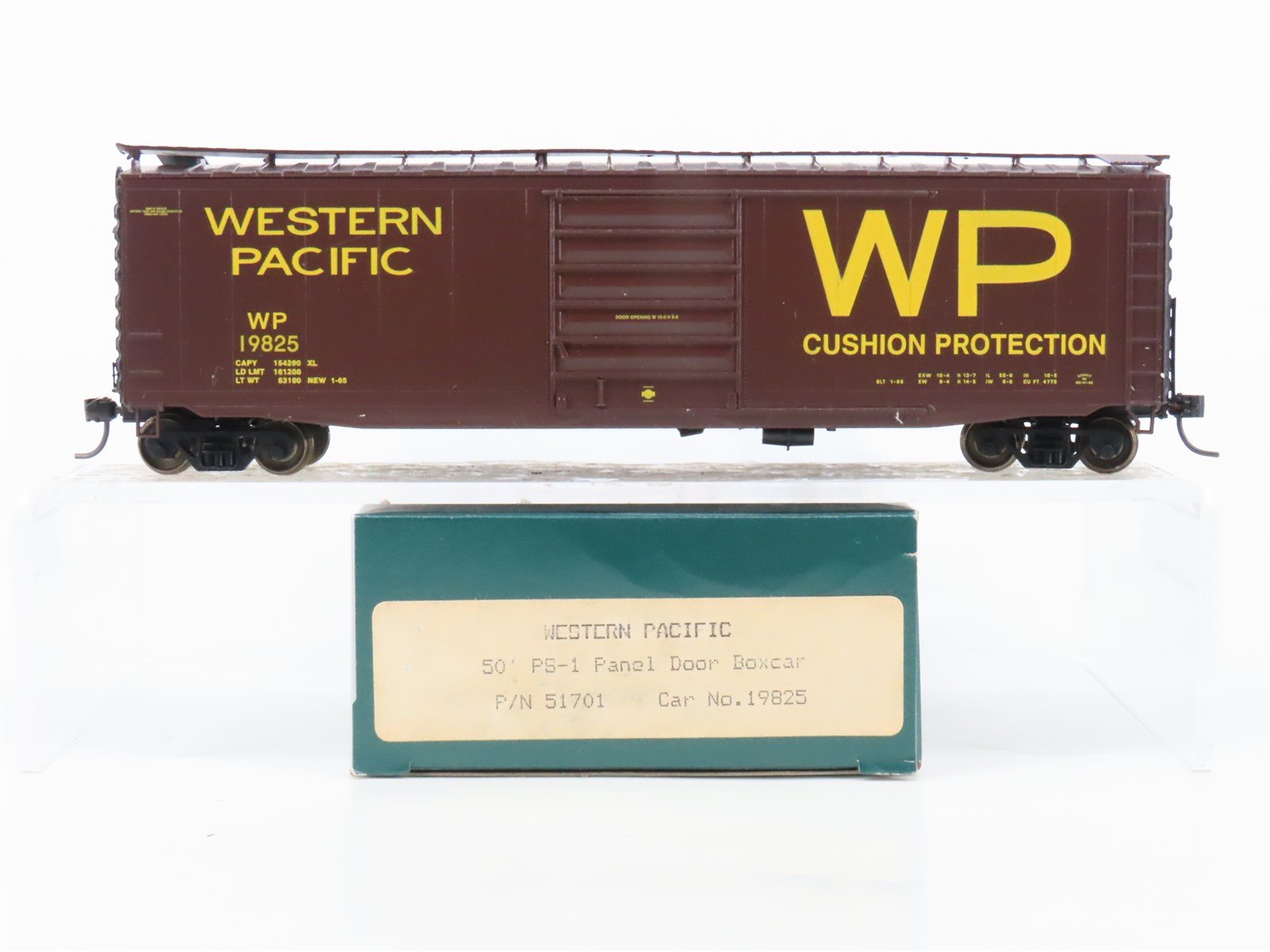 HO Scale LBF 51701 WP Western Pacific 50' PS-1 Single Door Box Car #19825