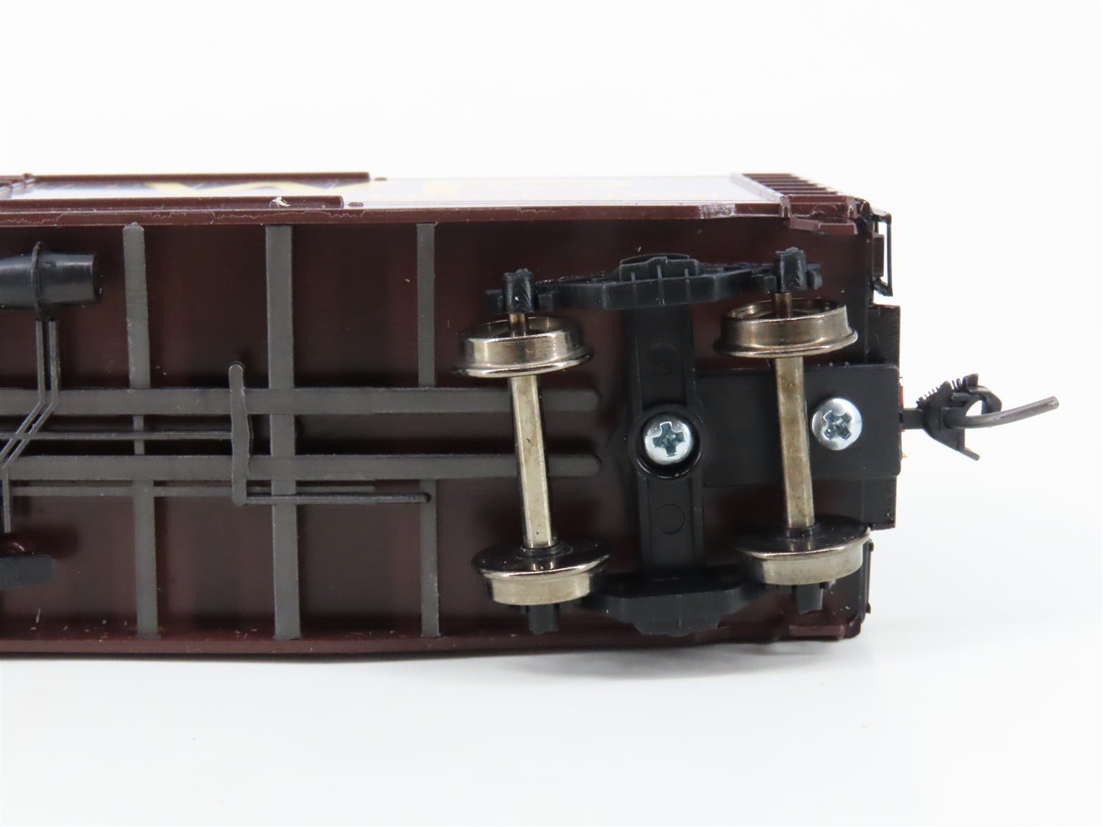 HO Scale LBF 51701 WP Western Pacific 50' PS-1 Single Door Box Car #19825